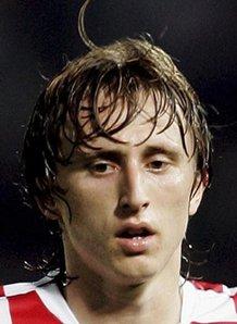 2米门将发展不顺，护照收集者冉冉升起：阿森纳法国小将发展